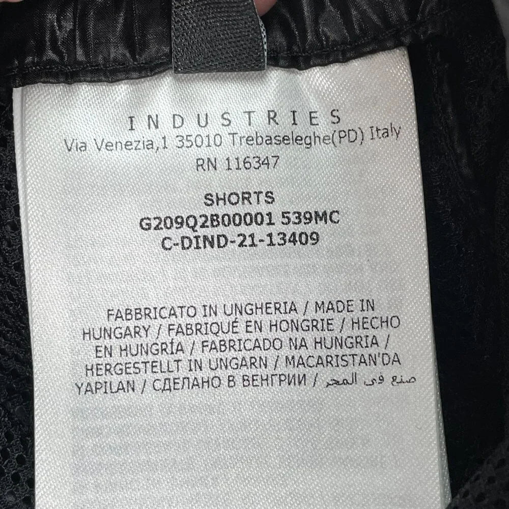 Moncler Grenoble Bermuda Shorts Men's Size Large (Fits 36) Day-Namic 10" NWT - Picture 5 of 16